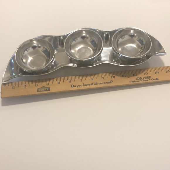 Polished Pewter Set of 3 Dipping Bowls on Peapod Tray - Picture 3 of 9